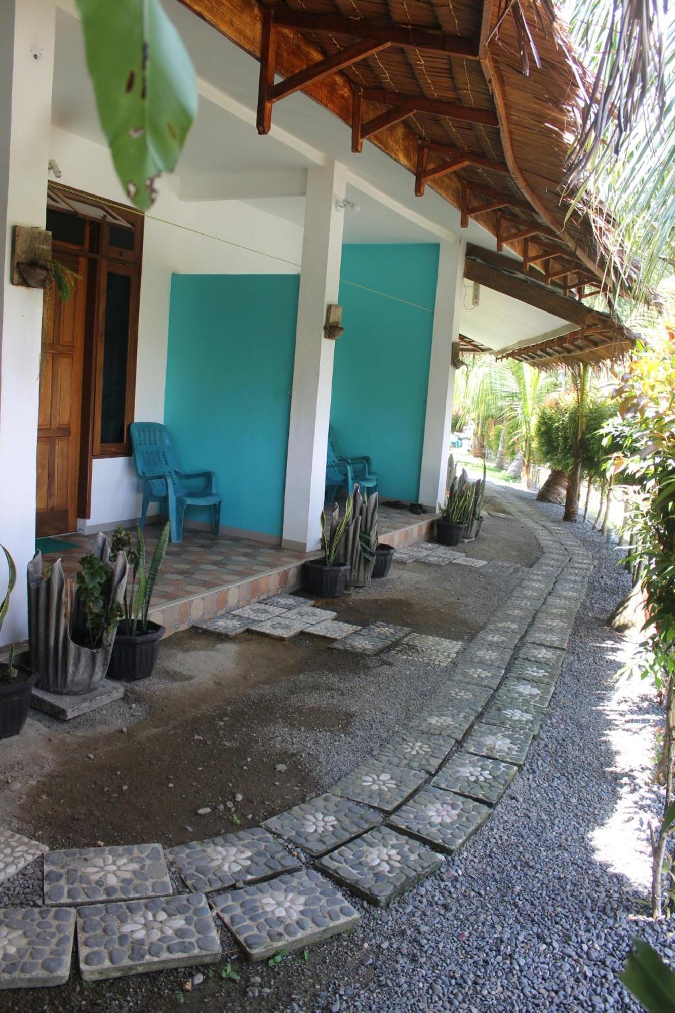 Eco Trekking Lodge, Bar & Jungle Tour'S Букит-Лаванг Экстерьер фото