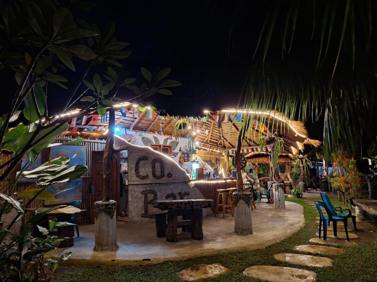 Eco Trekking Lodge, Bar & Jungle Tour'S Букит-Лаванг Экстерьер фото